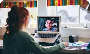 How Private School Online Learning Works image 4 (name 1682974993452.jpg)